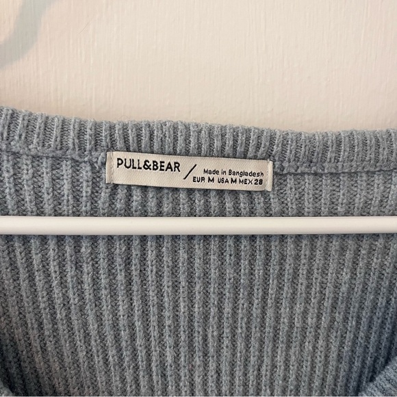 Pull&Bear Light Blue Knit Sweater V-Neck Women’s Medium - Picture 3 of 6